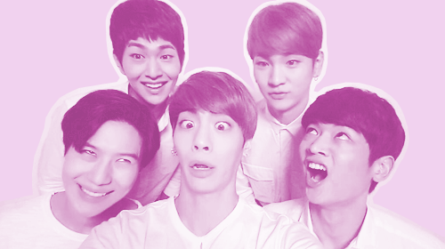 623s:  The five dazzling members of South Korean contemporary boy group SHINee unable to take one proper photo together. 