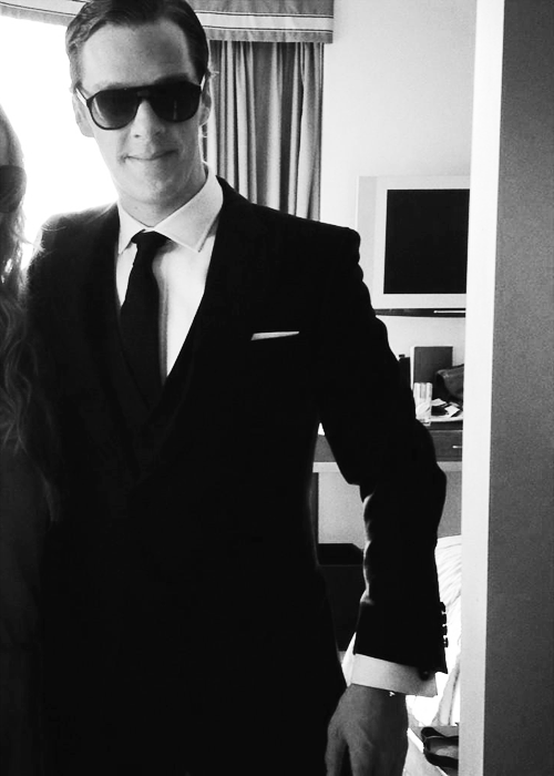 a-study-in-cumberbatch:  Benedict Cumberbatch - A study in sunglasses -   SEX.