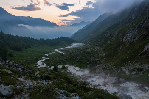 expressions-of-nature:Caucasus Mountains by Estella