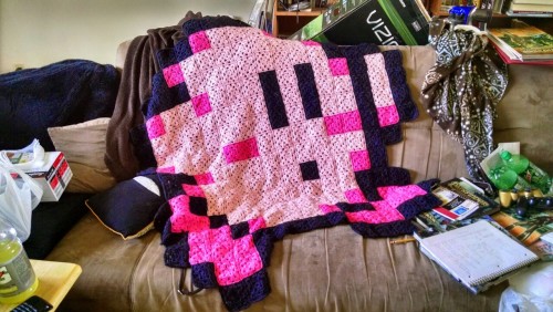 crochetmelovely:ilessthanthreecrafts:Kirby is done! All repaird and refinished so he looks nice and