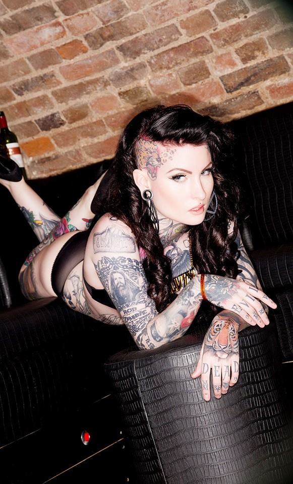 tattooedwomenarebeautiful:  Model: Lusy Logan 