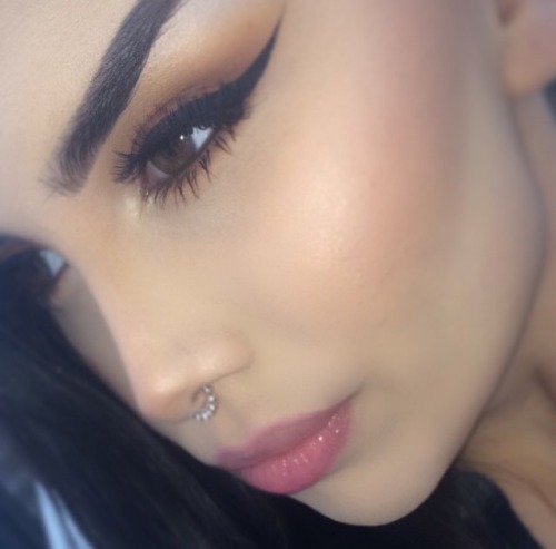 LOVELY HOE