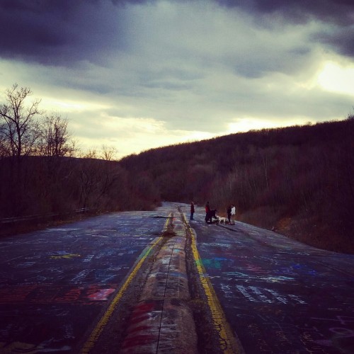 veruca-assault: These are some Instagram snapshots from a daytrip I took out to the abandoned town o