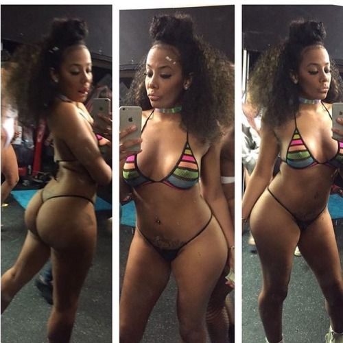 stripper-locker-room:  https://www.instagram.com/joan_bone22/