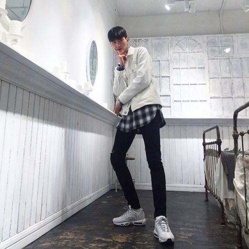 ᴍᴏᴅᴇʟ: Choi Jae Hyungᴀɢᴇɴᴄʏ: AMɪɴsᴛᴀɢʀᴀᴍ: hoalang