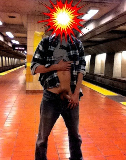 showoffca: princealbert-0:  Wish someone was here to take the pics so I could completely strip  I&rs