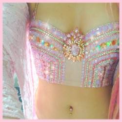 princessparticles:  This bra is so sparkly! it doesn’t show up on my phone though so I’ve added some more ✨✨✨✨✨✨