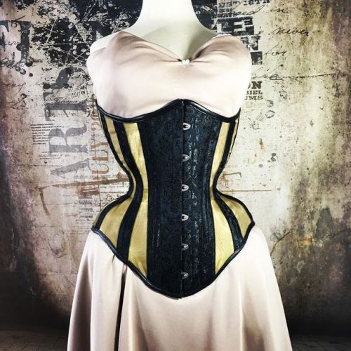 Corset MCC75L #corset #corsetry #mysticcorset #mysticcitycorset #mysticcitycorsets #meshcorset #unde