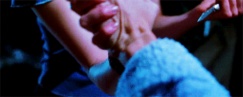 vanessacarlysle: Halloween meme[1/5] Relationships (in a Halloween or horror-esque movie/tv show) Sa