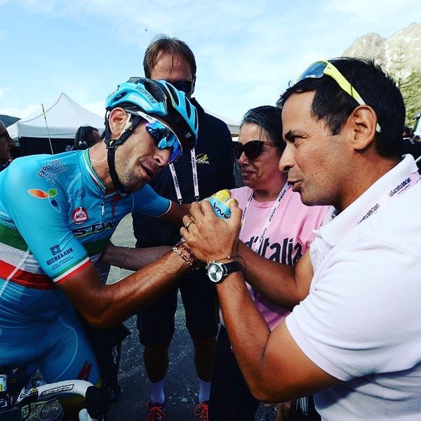dbarraja:  The Shark is the new Maglia Rosa 
