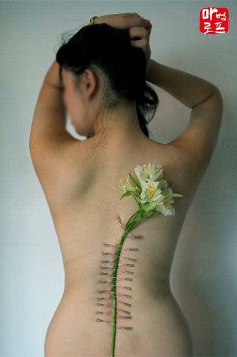 maro-7:  Needle and flower IIModel: Seo