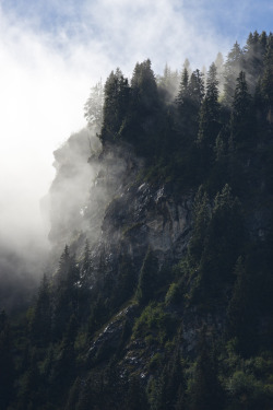 wonderous-world:  Morzine, France by Neil Sharp  