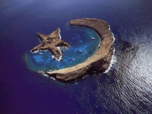 {Today’s Hump Day Happy Places are all literally unreal. Maybe you’ve come across them b