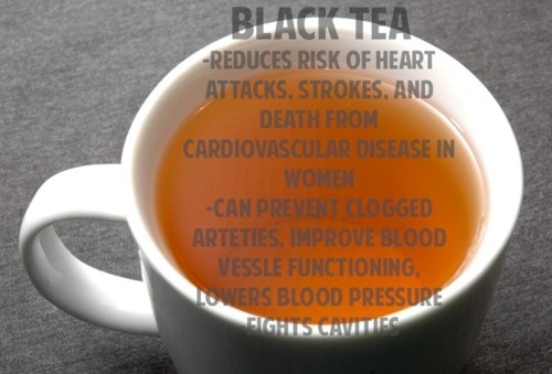 bagofscones:  cozywarmhappythings:  The joys of a cup of tea.  This is why I drink about 5 cups of tea a day. 