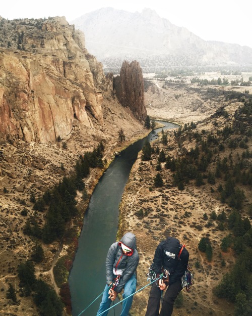 Wet, windy and awesome.  Starting the free hanging simul-rappel off Sky Chimney at Smith Rock, OR.  