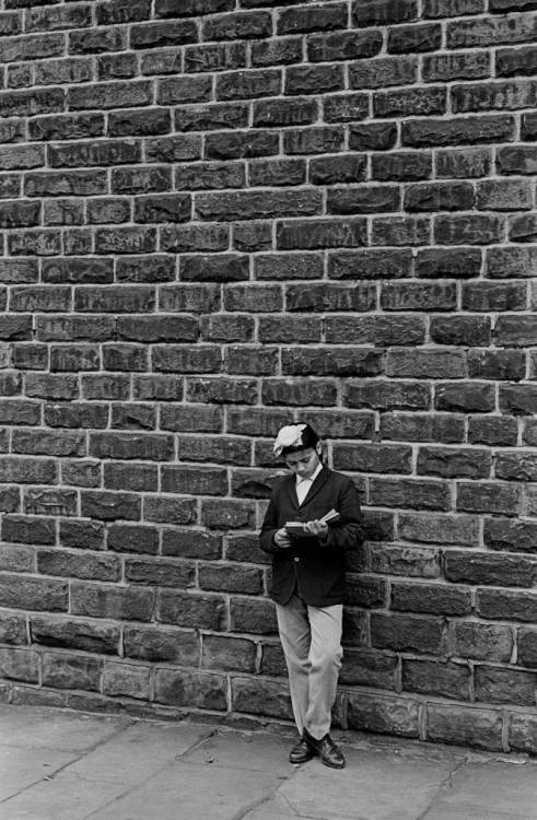 scavengedluxury: Sikh boy reading a comic, Bradford, 1969 - Nick Hedges. 