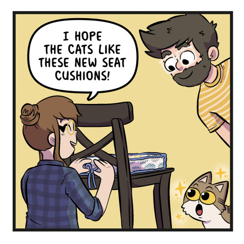 A special double length comic about Wilson and his fave new cushion! Swipe to the end to see a photo