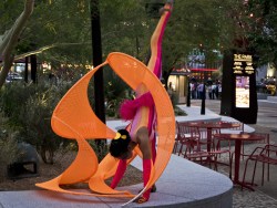 vegasimages:  Performers at the newly opened The Park along  LV Strip   I might just have to go down there.