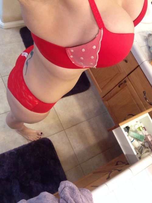 glitteringbabyass: Only 18+