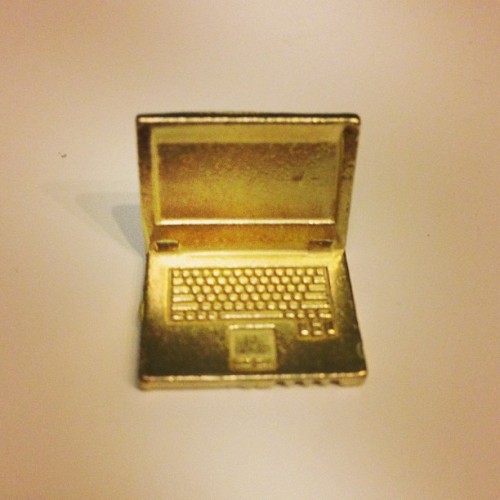 a golden laptop in Monopoly Philippine edition