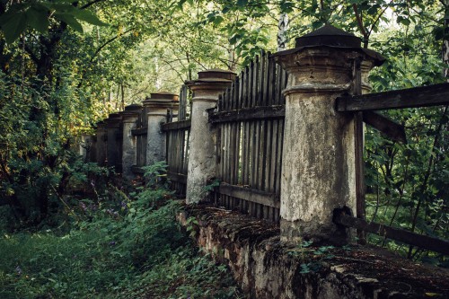 jolobailomaxim:  “Urban jungle” Nizhny Tagil city. Russia