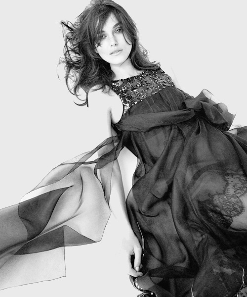 goya-fernweh:  Keira Knightley| photographed by Patrick Demarchelier for Interview (september 2014)