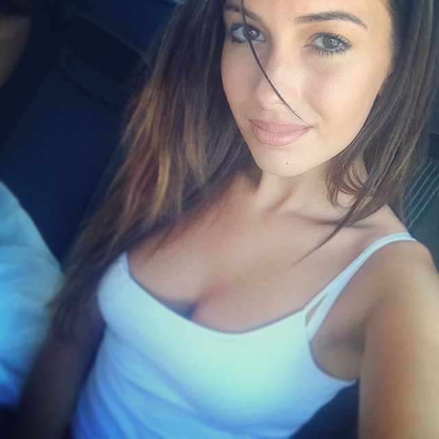love-a-brown-eyed-girl:  Laëtitia Tribaldos