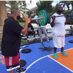 itsyamoma:  rapradar:  @djkhaled  You Es