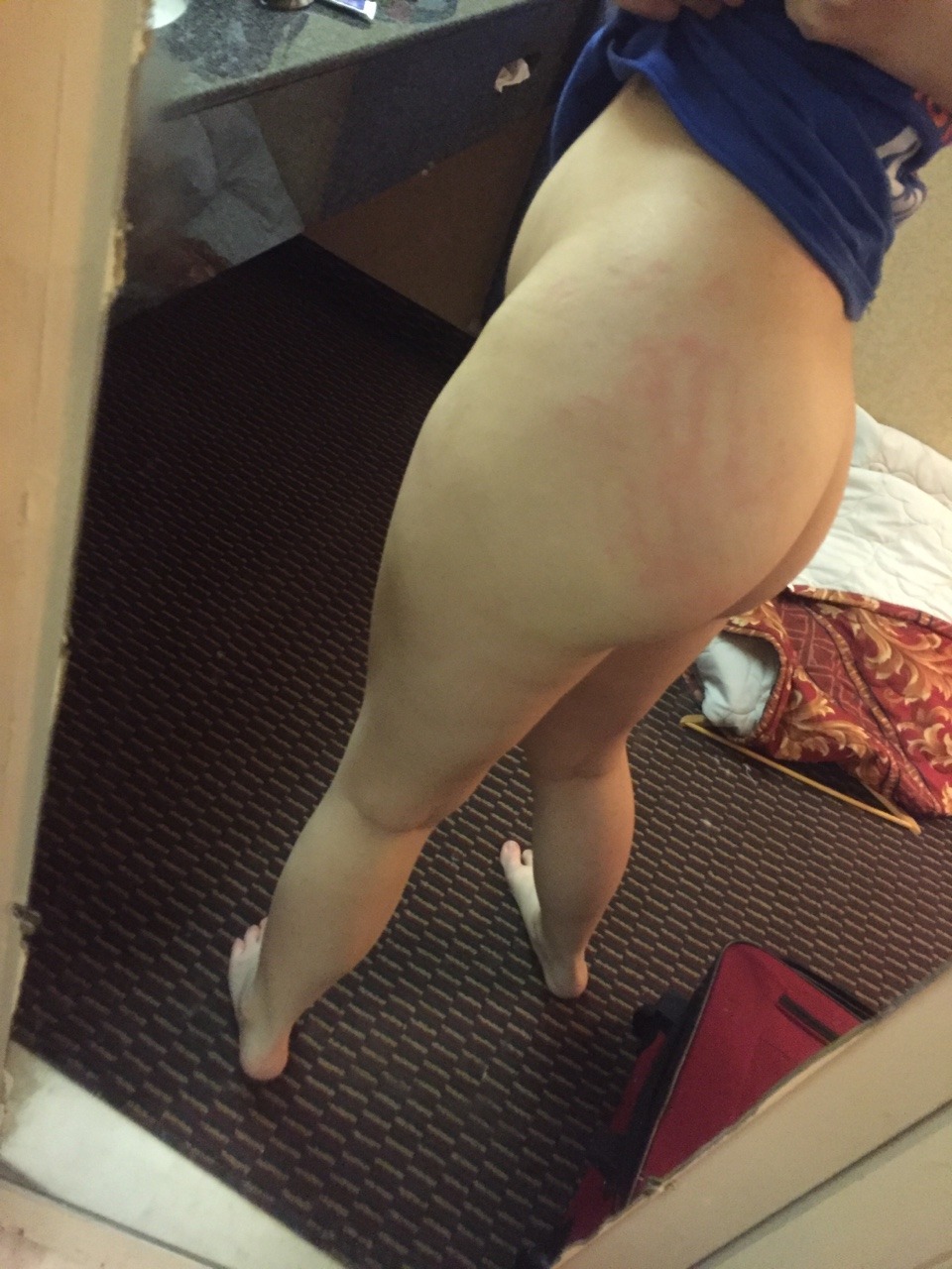 theganjaagoddess:  i love it when he leaves marks 👅