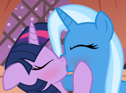 poni kissu by The-Smiling-Pony  x: Ohyiss~