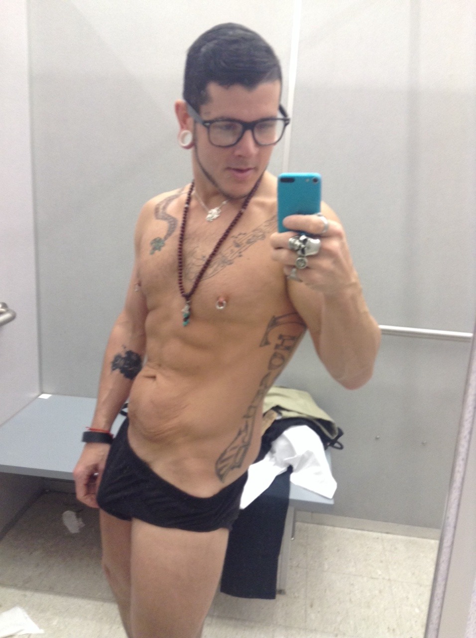 HOT-SEXY-GUY-PIC'S