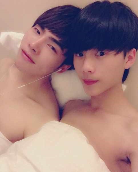 yumyumasianhunks:  yum yum Asian hunks. check out my blog 