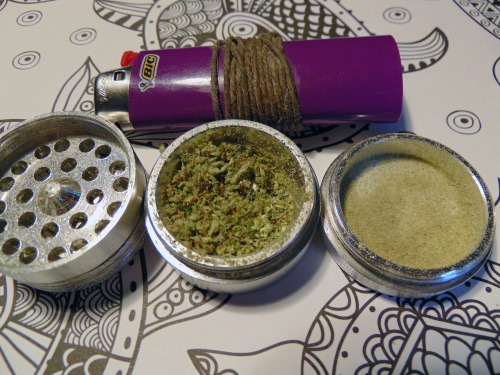 smoketogethighcustheworldissolow:Why when im not high does my lifeFeel like its missing something?I 