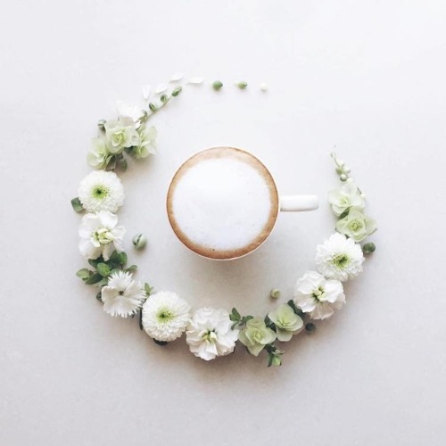 fericirelaplic: Coffee x Flowers Artist: Sawa