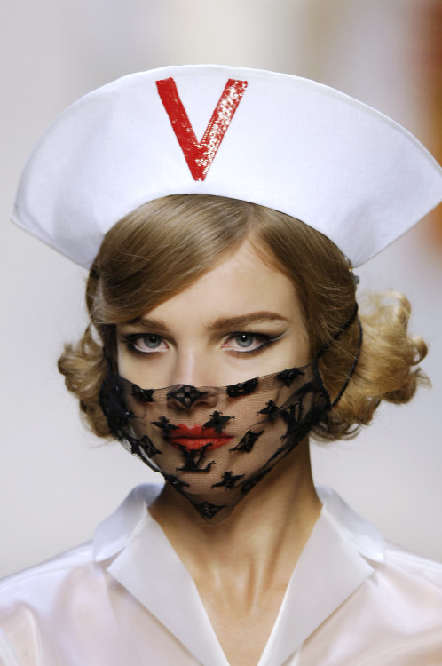 lelaid:  Natalia Vodianova at Louis Vuitton, Spring/Summer 2008 
