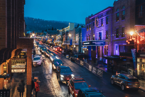 samhorine:   Sundance: A visual diary // great week of films, panels, parties and snowy hangs - a big thanks to Chase Sapphire for bringing me out to Park City this week to experience #SapphireOnLocation as a cardmember bit.ly/ParkCityTravel #ad