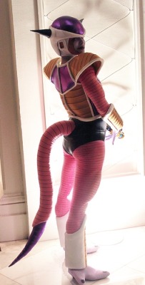 ellensama:  Great DBZ Cosplay - Part 2 