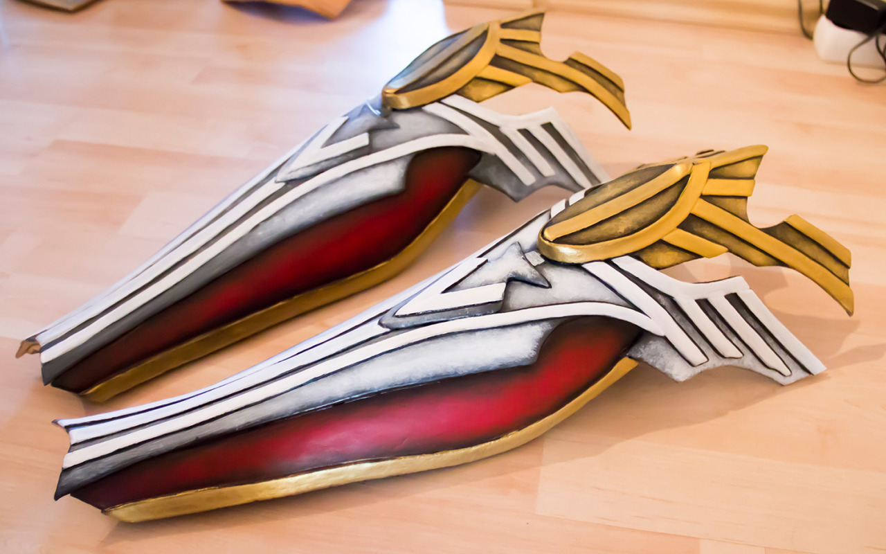 kamuicosplay:  Wonder Woman Like Kamui on Facebook Follow Kamui on Twitter Check