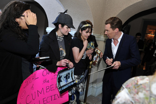 inspired-by-ben-cumberbatch:Sherlock Star Greets FansFollowing PBSí MASTERPIECE “Sherlock, Season 3”