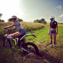 endurokrzeszowice:  Dirty Girls are back New Video Today