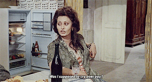 theroning: Matrimonio all'italiana (dir. by Vittorio De Sica, 1964).