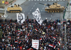 haaretz:  Thousands in Cairo surge around Egypt’s presidential palace  Democracy is a messy business. 