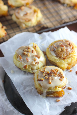 craving-nomz:  Puff Pastry Cinnamon Rolls with Maple Icing