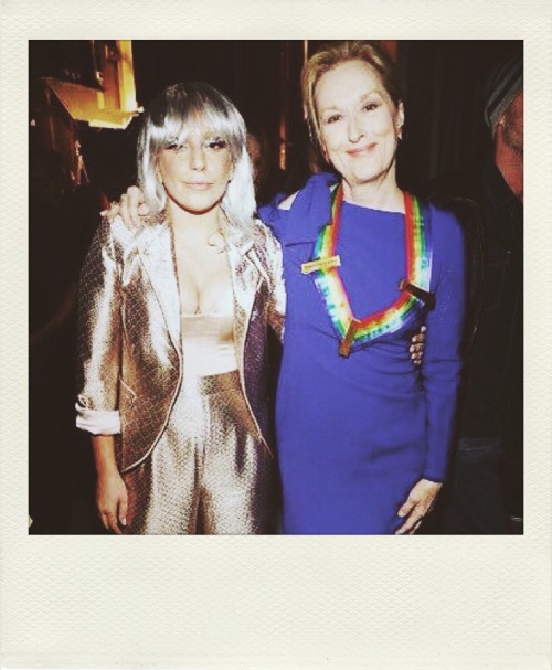 artinpopculture:Gaga with legends.