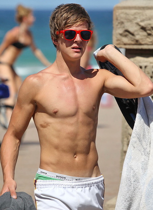 boys-cute-boys: boys-cute-boysFondness / Kindness / Tenderness