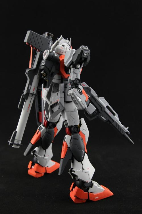 ohnicegundam:MG 1/100 Nu Gundam Ver Ka.Modeled by MedalofDead