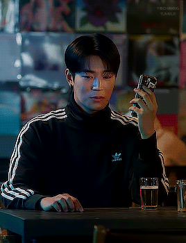 Sangwoo: *does Anything*