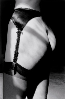 adreciclarte:Jeanloup Sieff - Jarretelles,