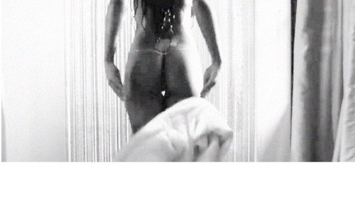 chocolatynipples:  Keke Palmers ass in her latest music video.