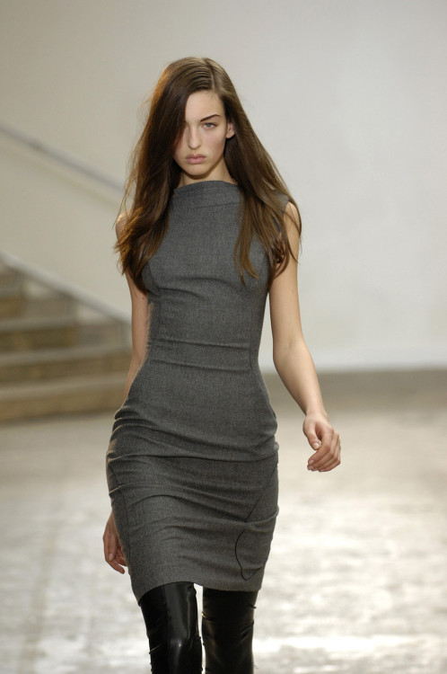 lelaid: Georgina Stojilkovic at Antonio Berardi F/W 2008